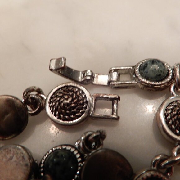 Silver Tone Metal and Resin Link Bracelet - Picture 4 of 4